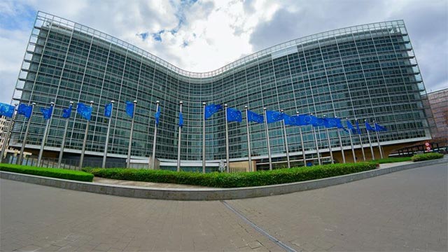 eu-cac-he-thong-ai-nen-uoc-xay-dung-va-trien-khai-mot-cach-minh-bach-va-co-trach-nhiem-05.jpg